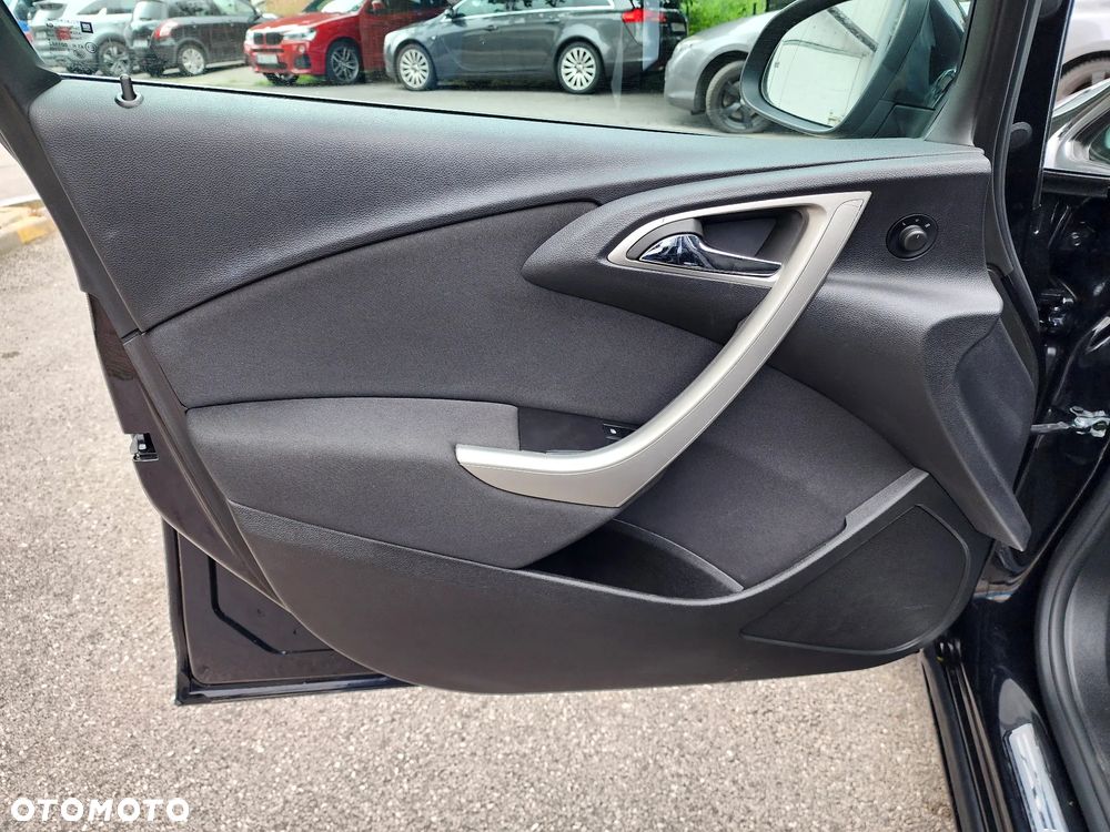 Opel Astra 1.4 Turbo Edition - 37