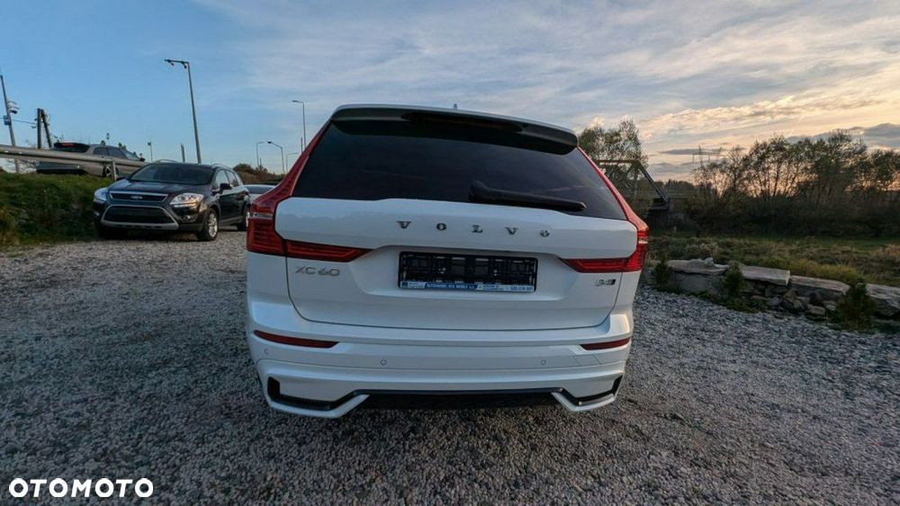 Volvo XC 60 B4 D AWD Geartronic RDesign - 13
