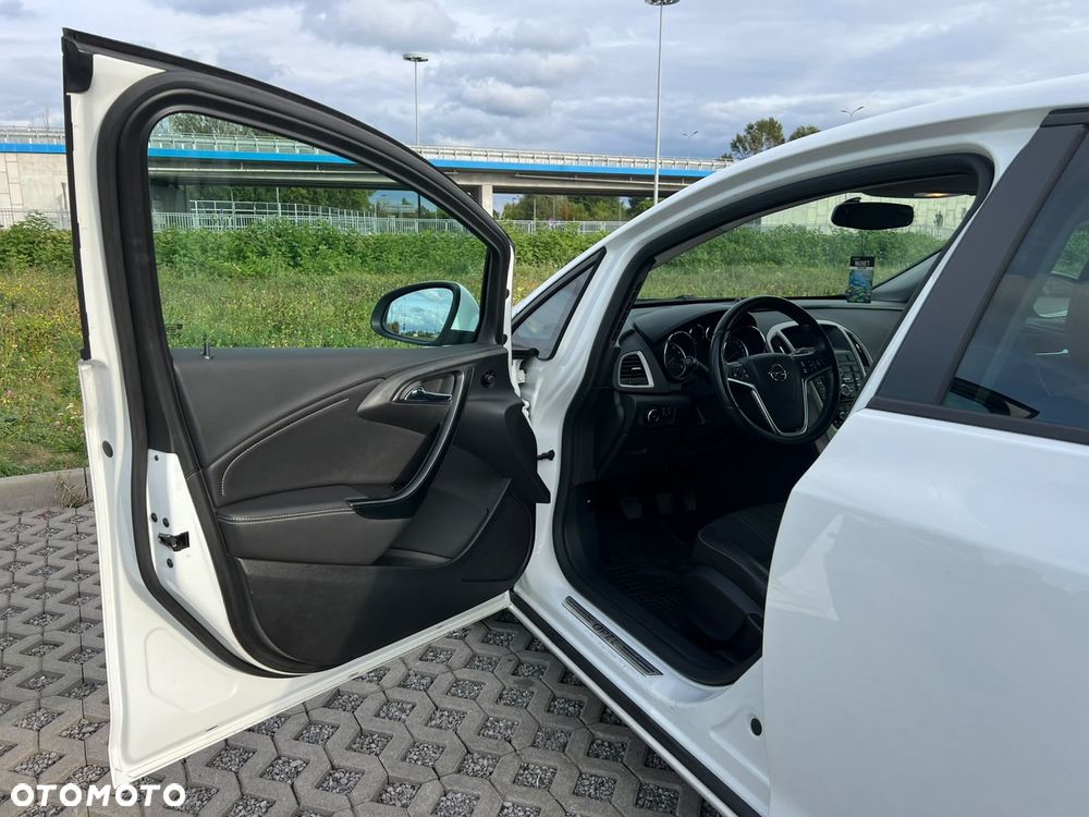 Opel Astra 1.4 T Edition 150 - 23