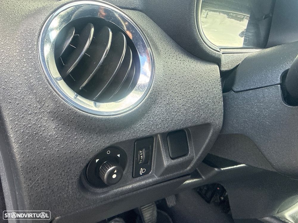 Citroën C2 1.4 HDi VTR Airdream - 26