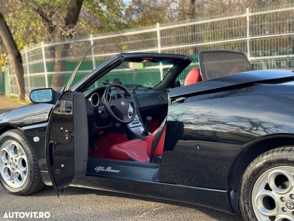 Alfa Romeo Spider - 8