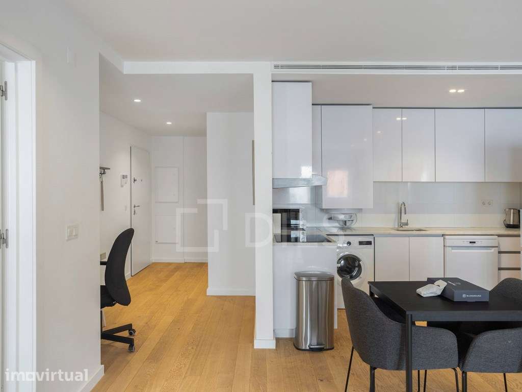 Apartamento T1 mobilado, com varanda, na Rua do Olival, Lapa, Lisboa - Grande imagem: 4/39