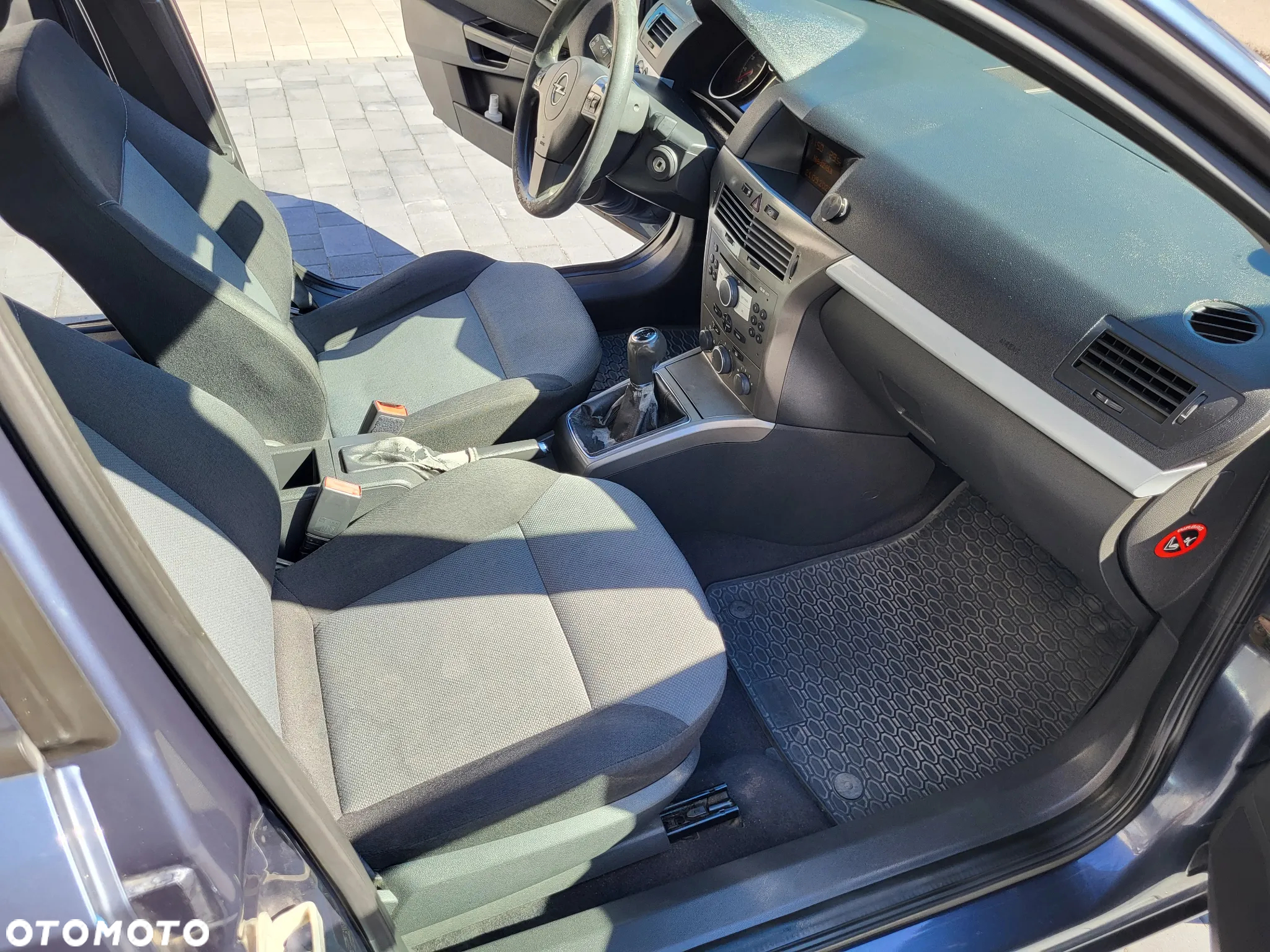 Opel Astra 1.6 Cosmo - 17