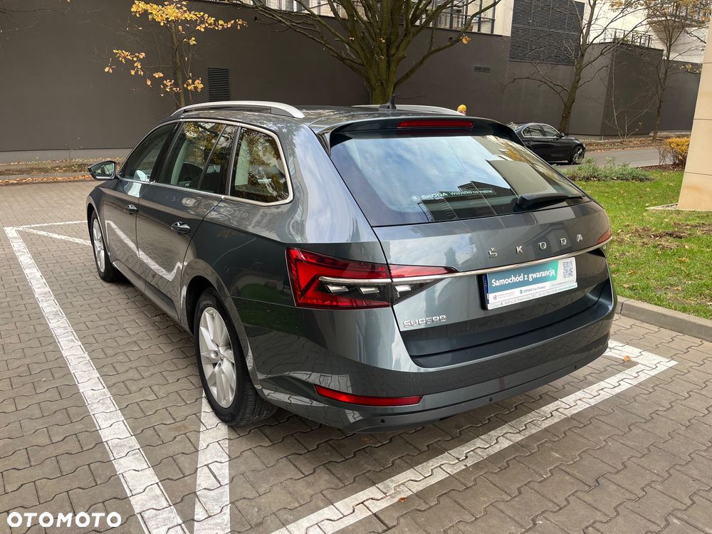 Skoda Superb 2.0 TDI SCR Ambition DSG - 4