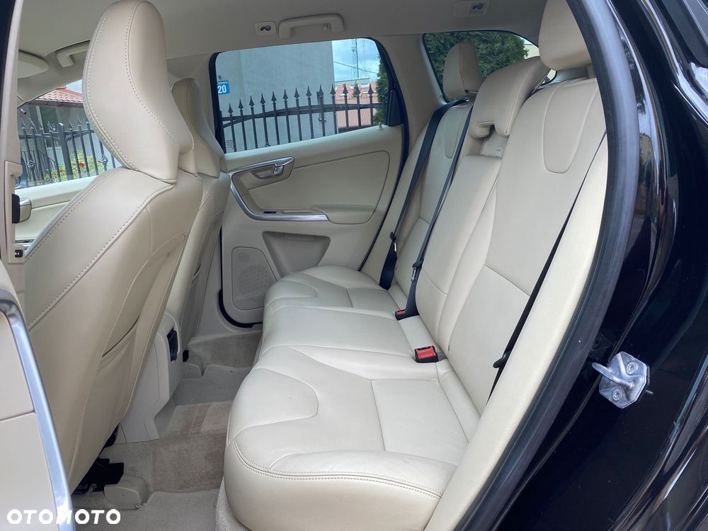 Volvo XC 60 - 28