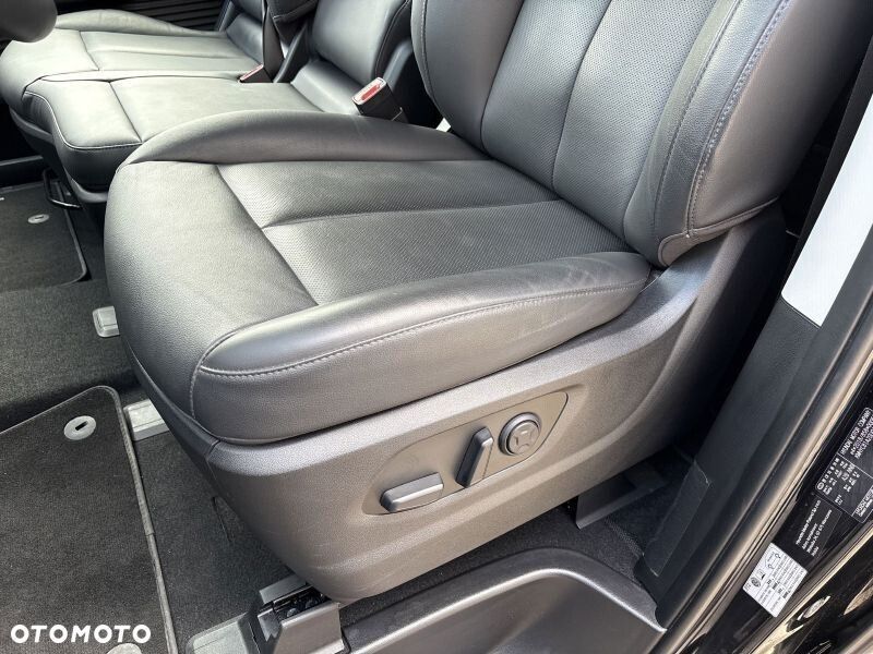 Hyundai Staria 1.6 T-GDI HEV Smart VIP - 10