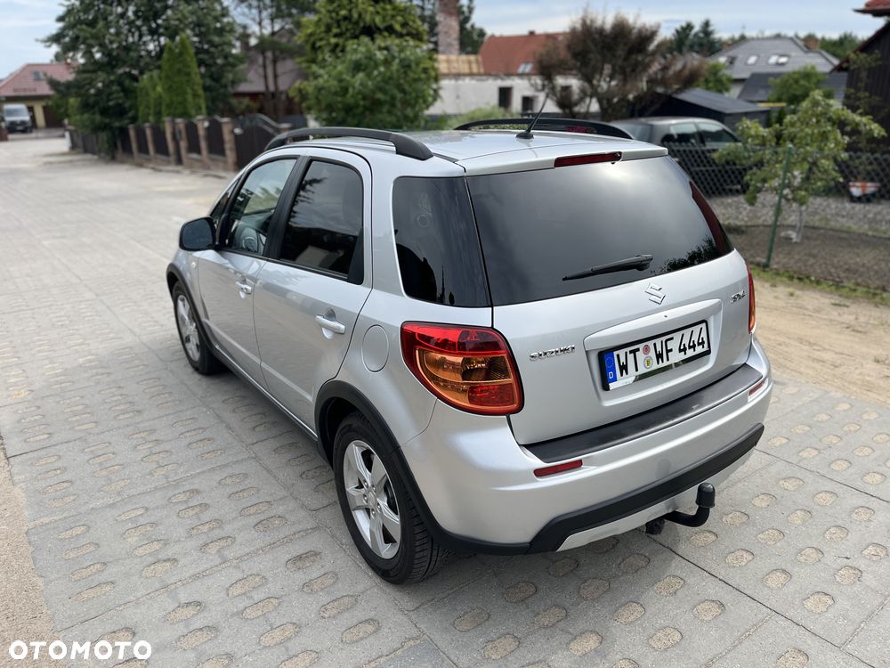 Suzuki SX4 1.6 VVT 4x2 City - 24