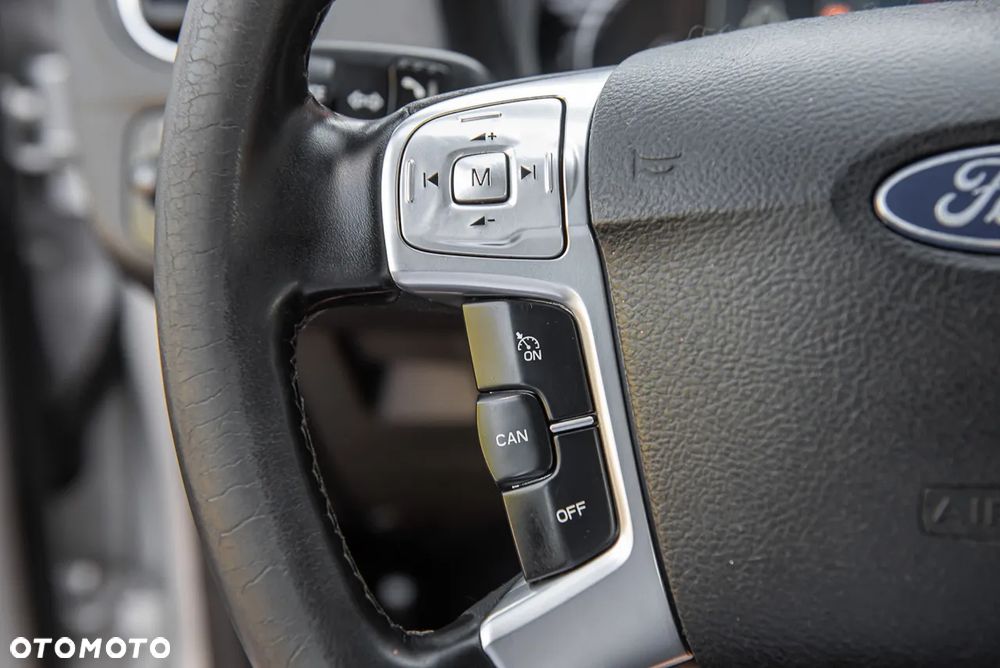 Ford Mondeo 1.8 TDCi Ghia - 18