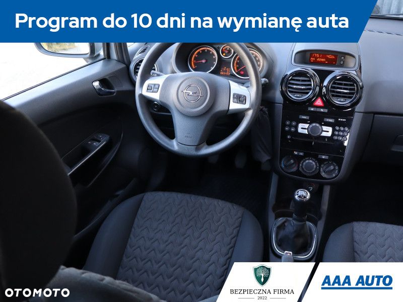 Opel Corsa - 8