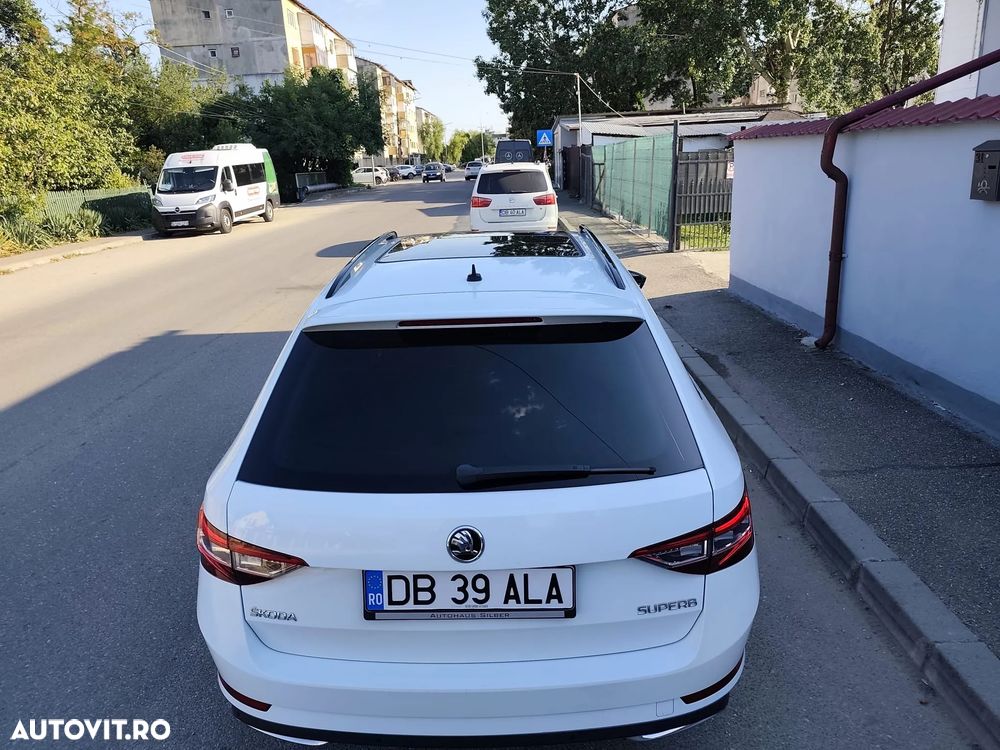 Skoda Superb 2.0 TDI DSG Sportline - 5