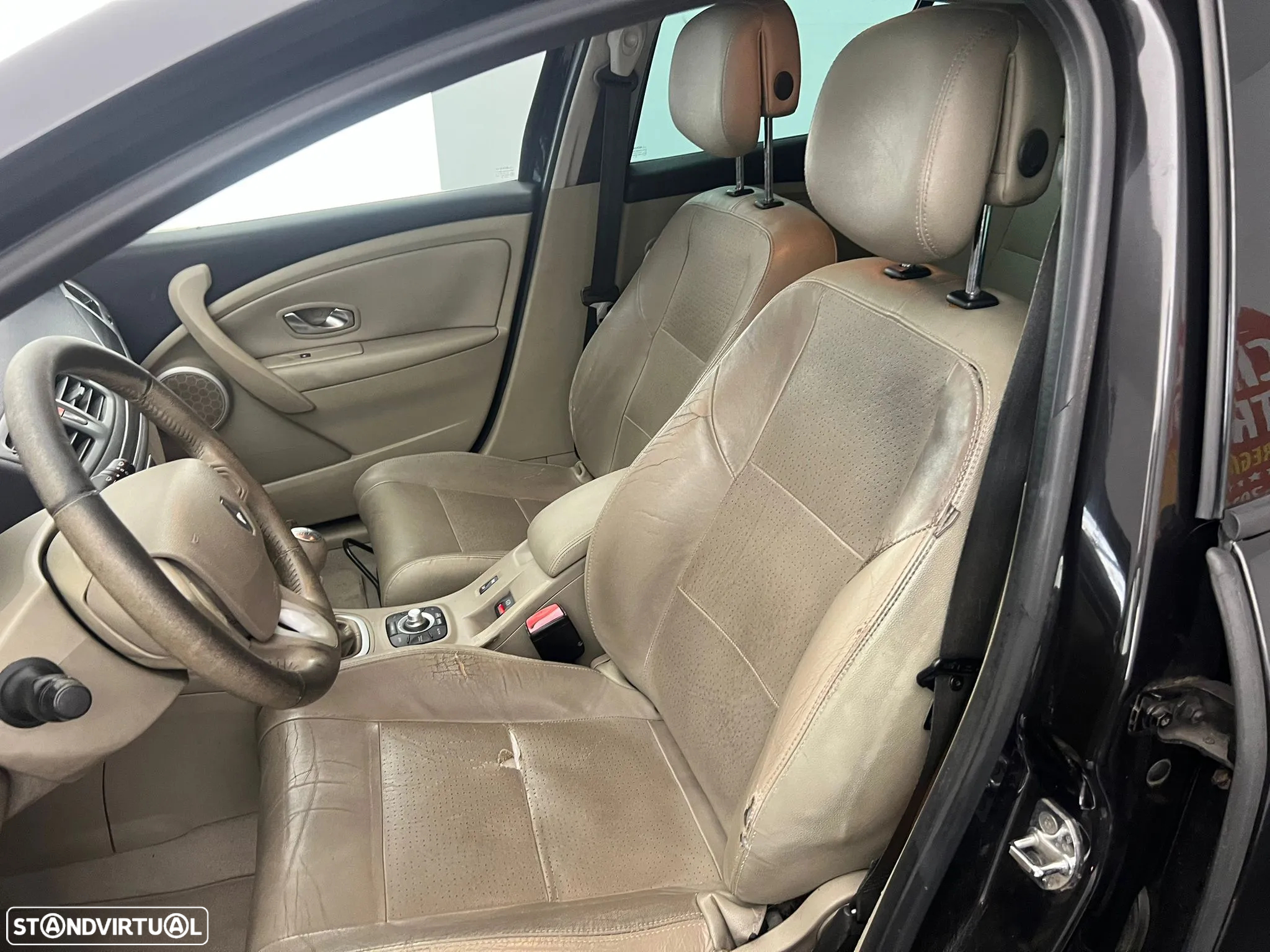 Renault Mégane 1.5 dCi Dynamique - 9