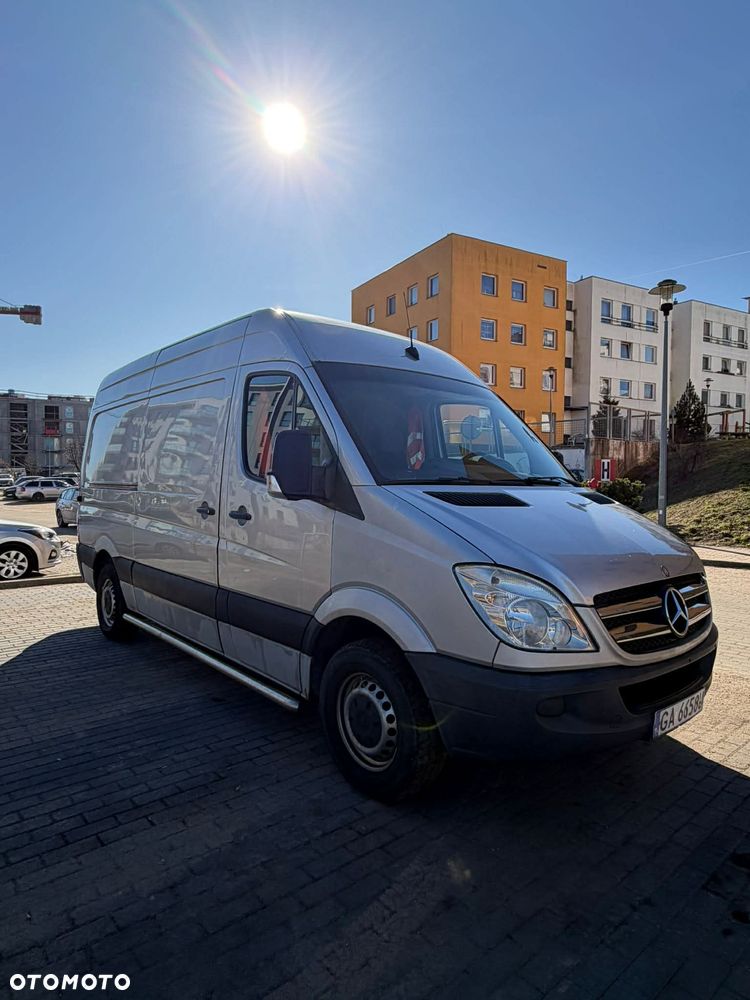 Mercedes-Benz Sprinter - 3