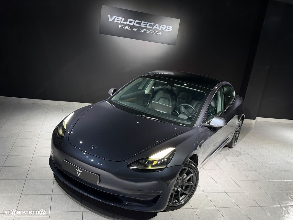 Tesla Model 3 Long-Range Dual Motor AWD - 4