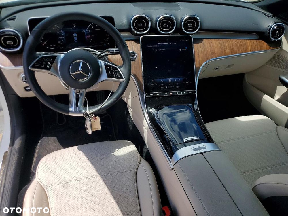 Mercedes-Benz Klasa C 300 4Matic 9G-TRONIC - 9