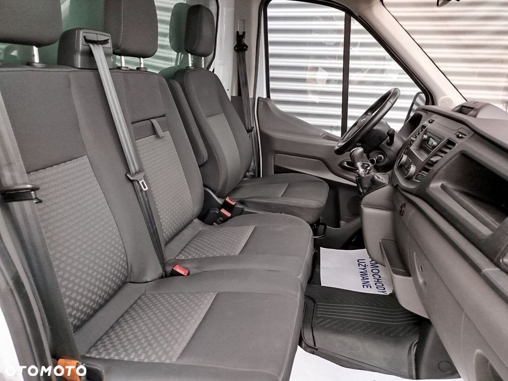 Ford transit Trend - 13