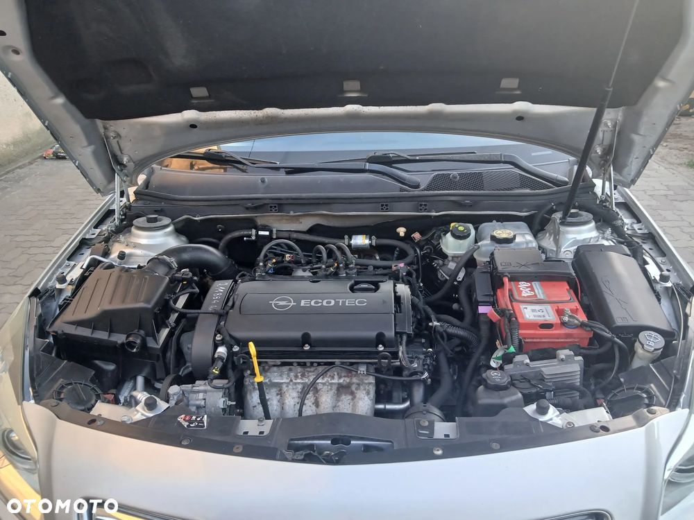 Opel Insignia - 16