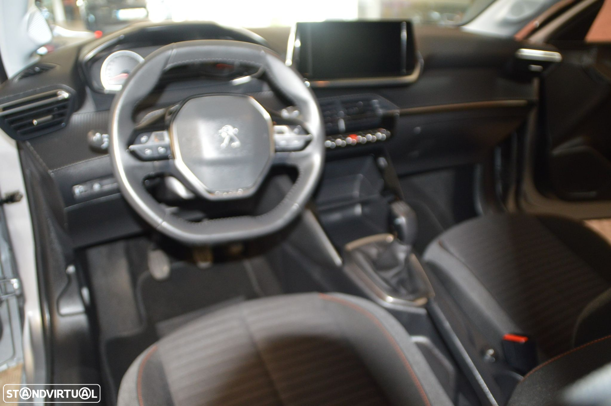 Peugeot 208 1.2 PureTech Active Pack - 29