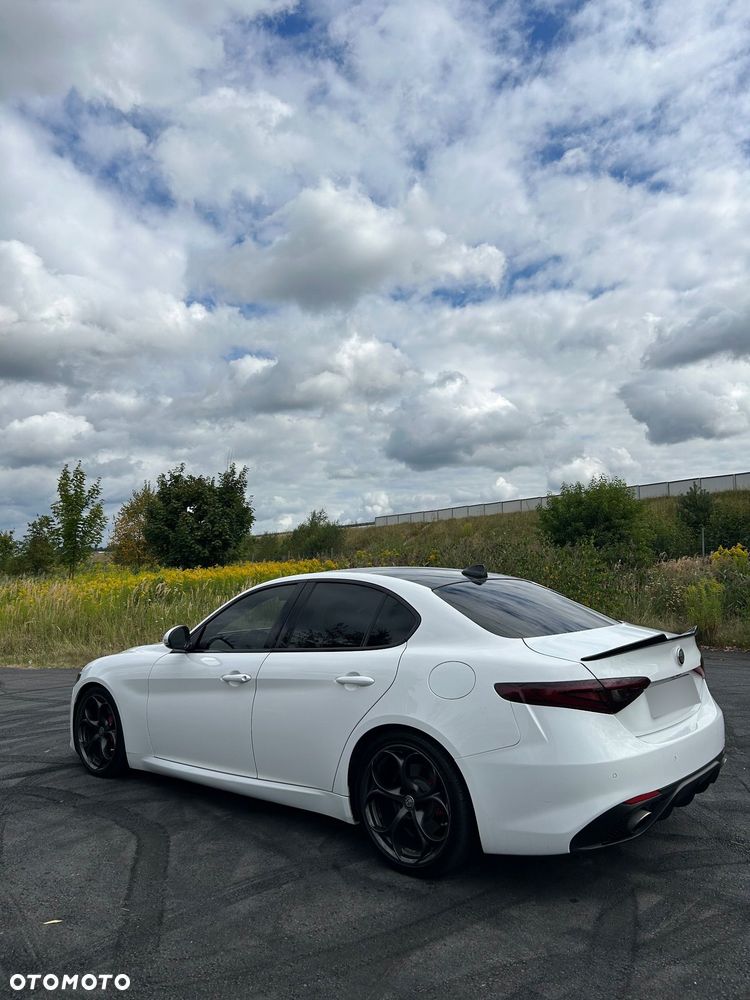 Alfa Romeo Giulia 2.0 Turbo Veloce - 10