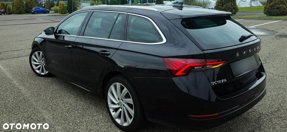 Skoda Octavia 2.0 TDI 4x4 Style DSG - 10