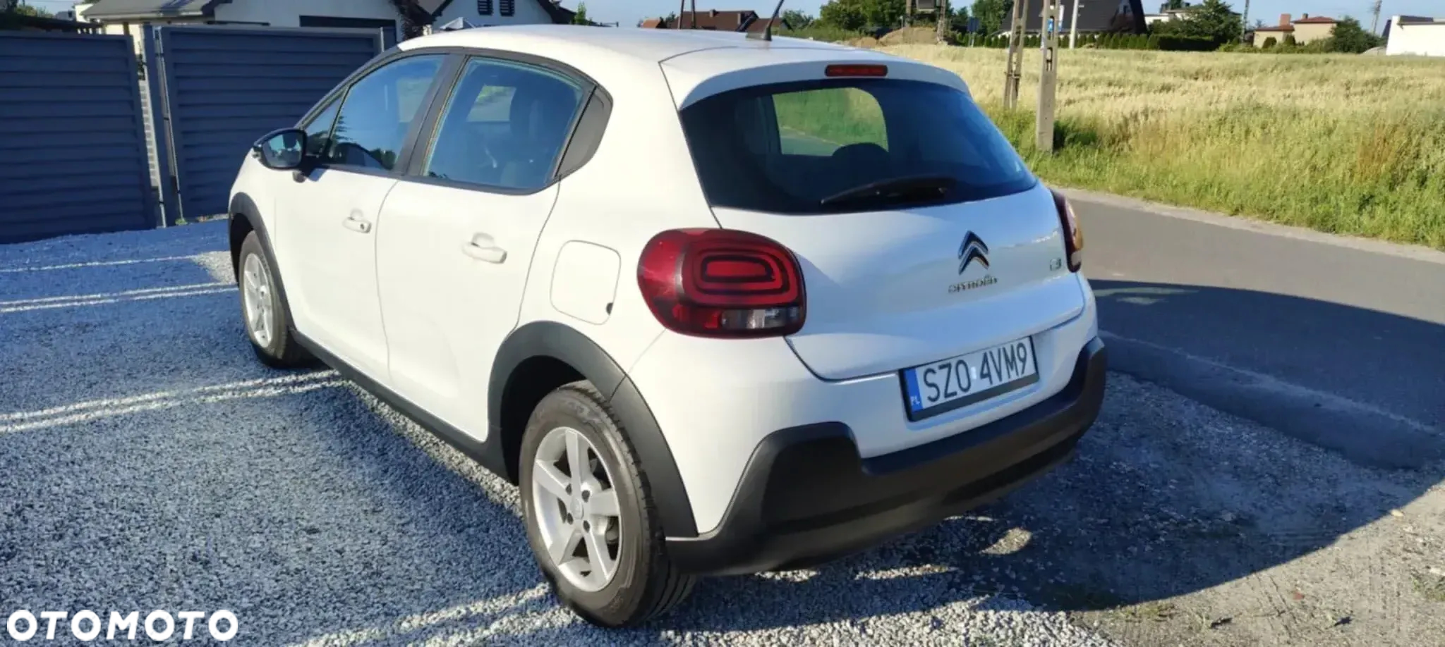 Citroën C3 Pure Tech 82 SHINE - 7