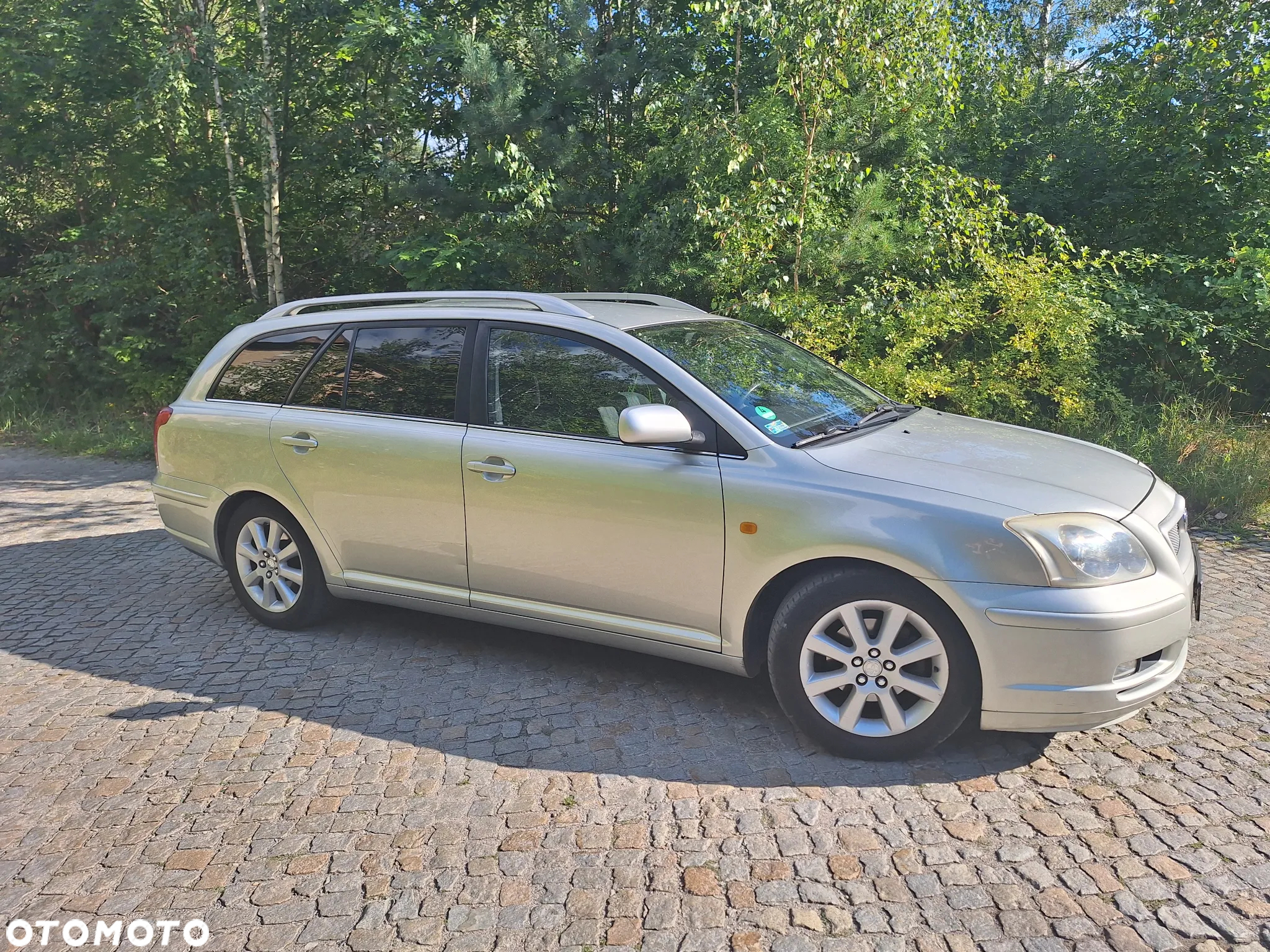 Toyota Avensis 1.8 VVT-i Sol - 4