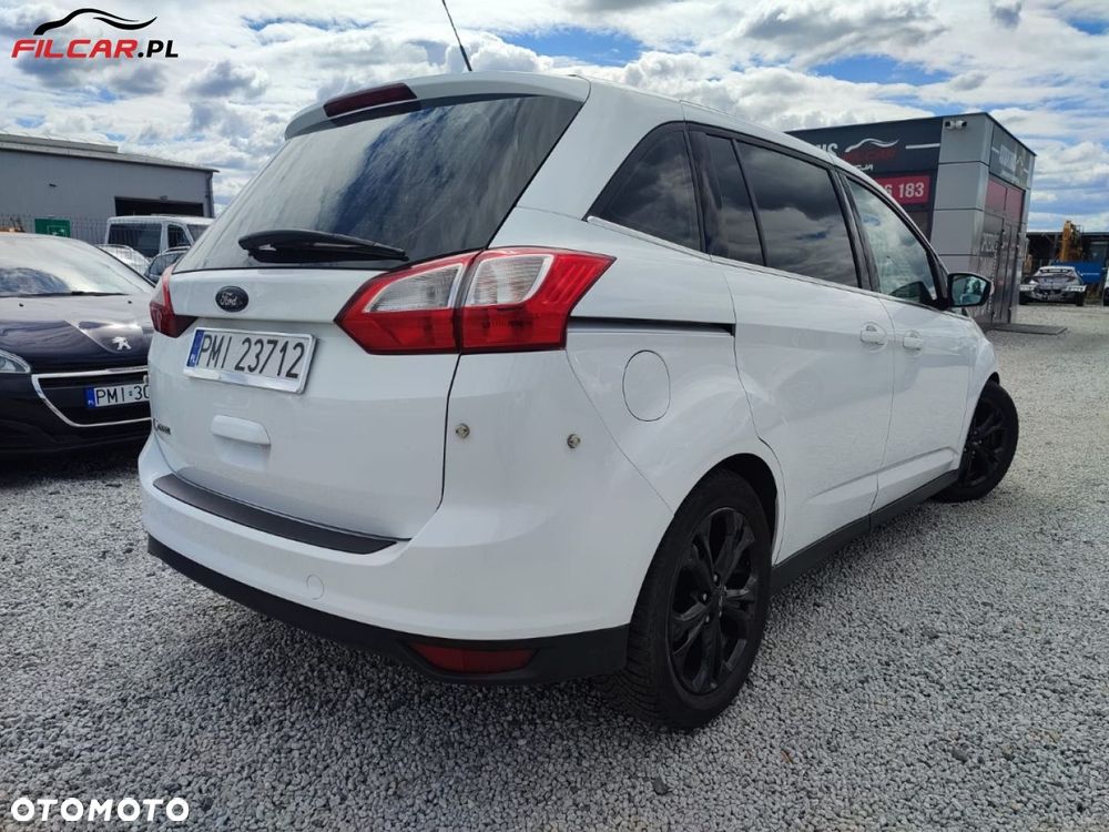 Ford Grand C-MAX - 3