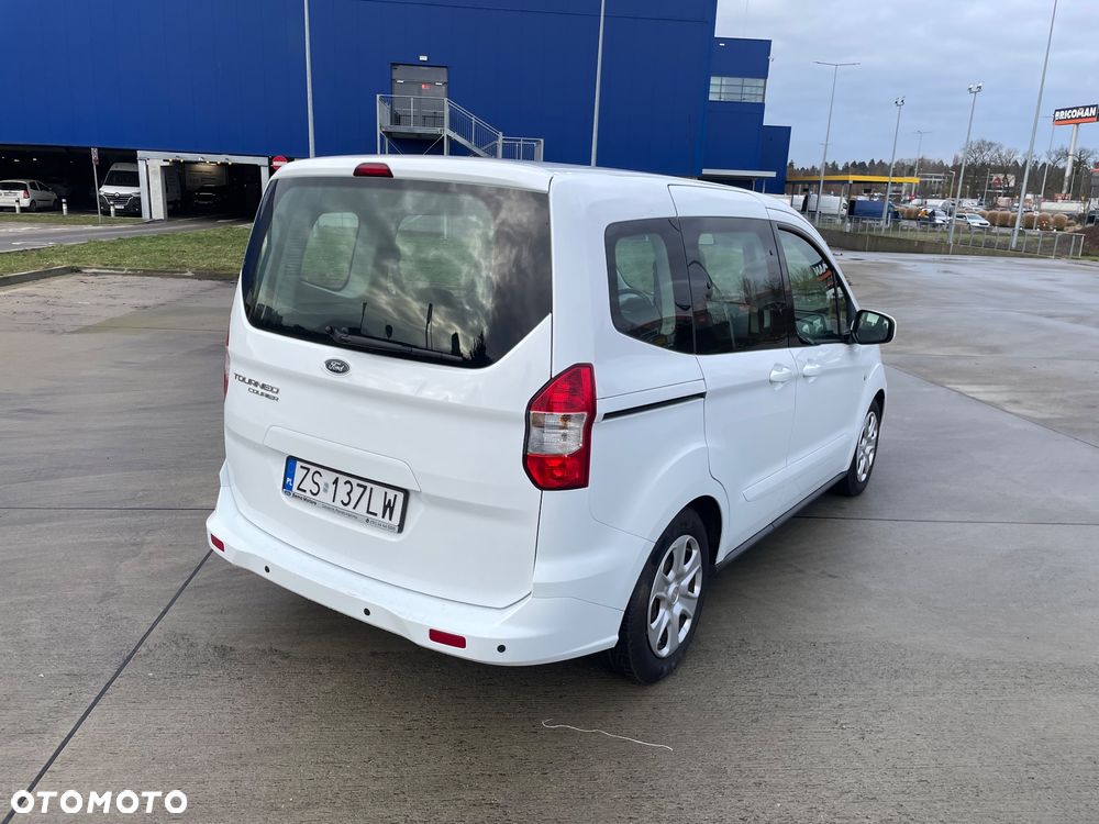 Ford Tourneo Courier 1.5 TDCi Trend - 5