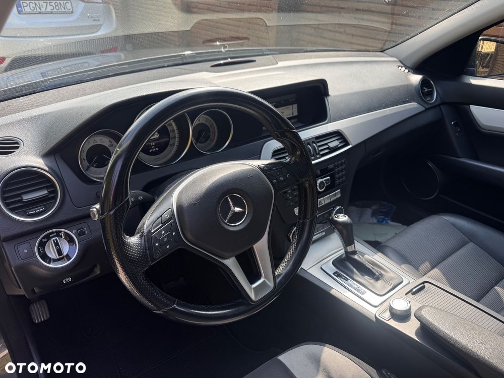Mercedes-Benz Klasa C 180 Kompressor Automatik BlueEFFICIENCY Avantgarde - 7