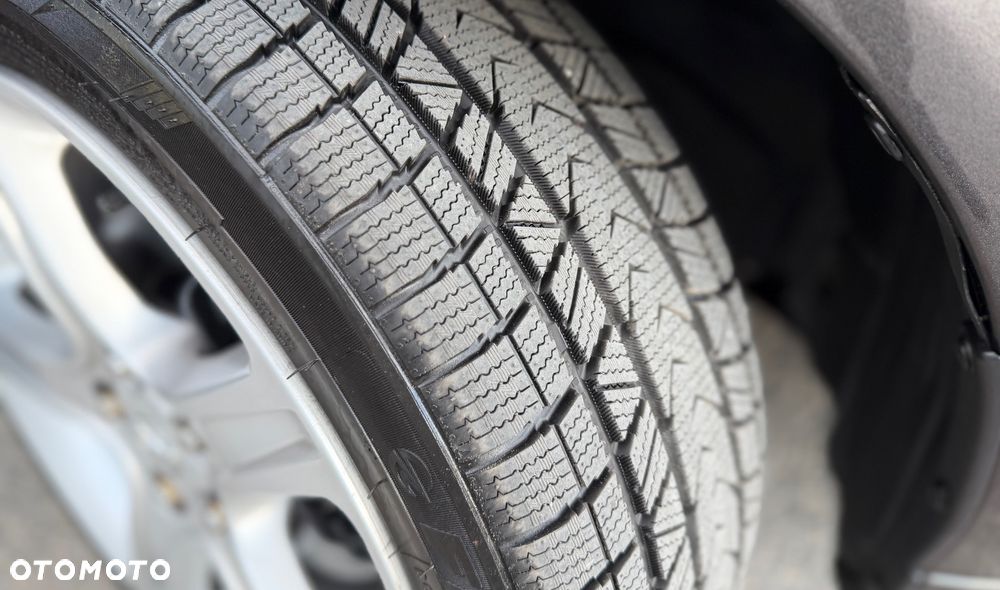 Lexus IS 200 Prestige - 21