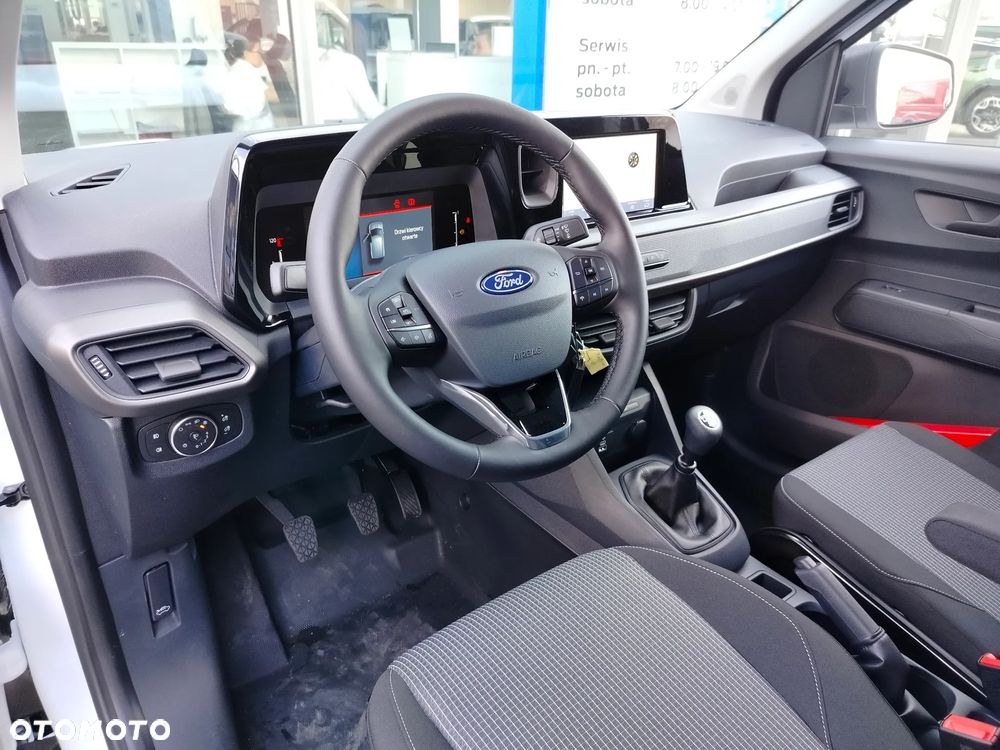 Ford Transit Courier - 3