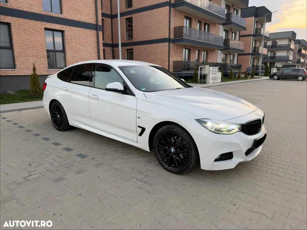 BMW Seria 3 2017 photo 2