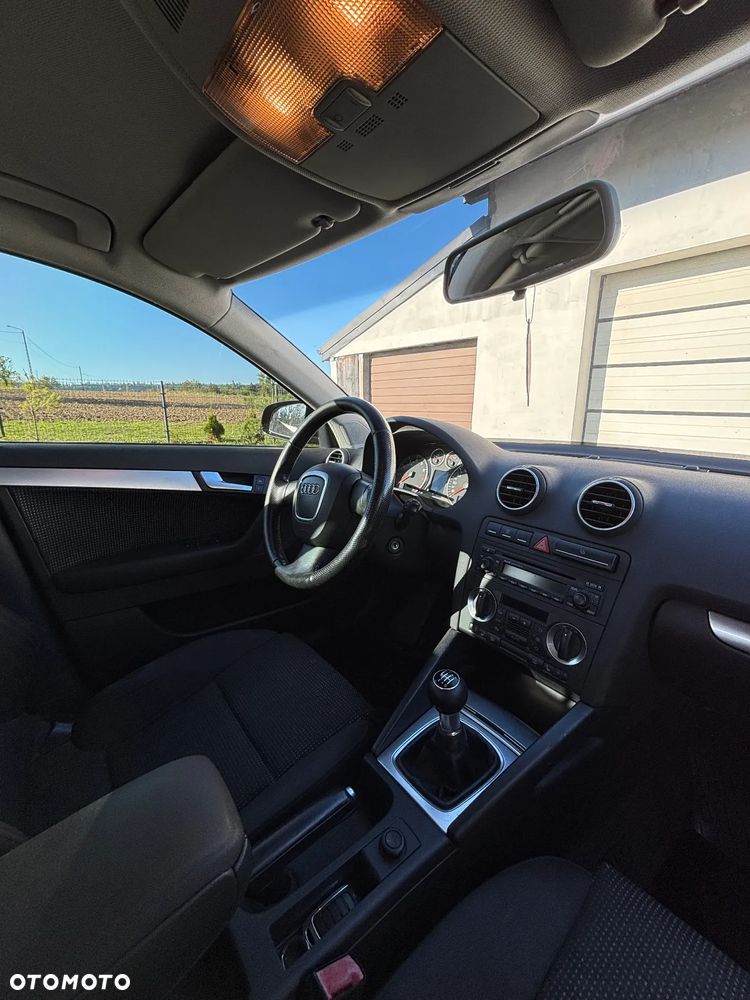 Audi A3 2.0T FSI Quattro Ambition - 24