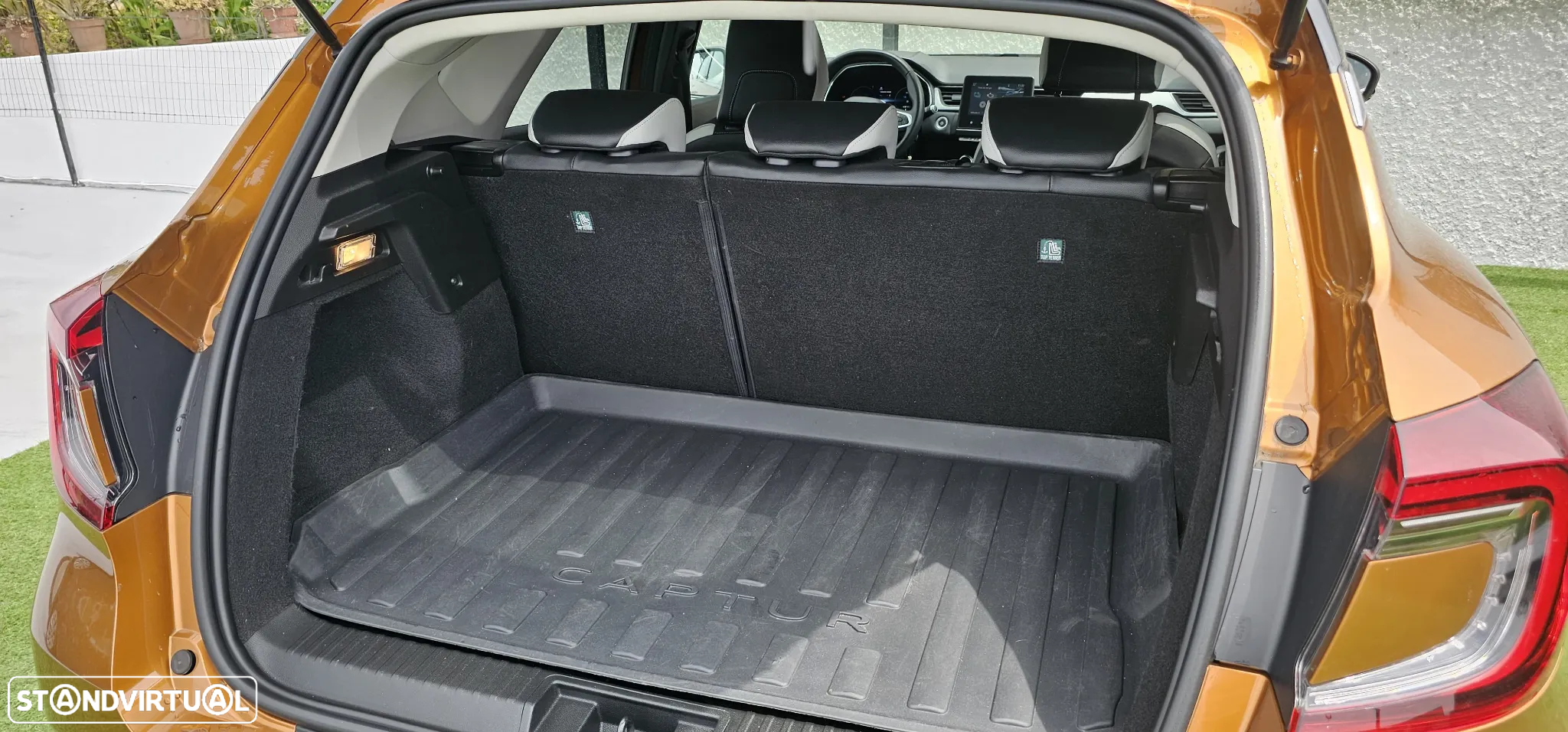Renault Captur 1.6 E-Tech Plug-In Intens - 5