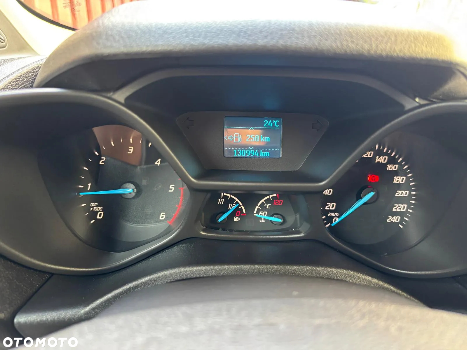 Ford Tourneo Connect Grand - 19