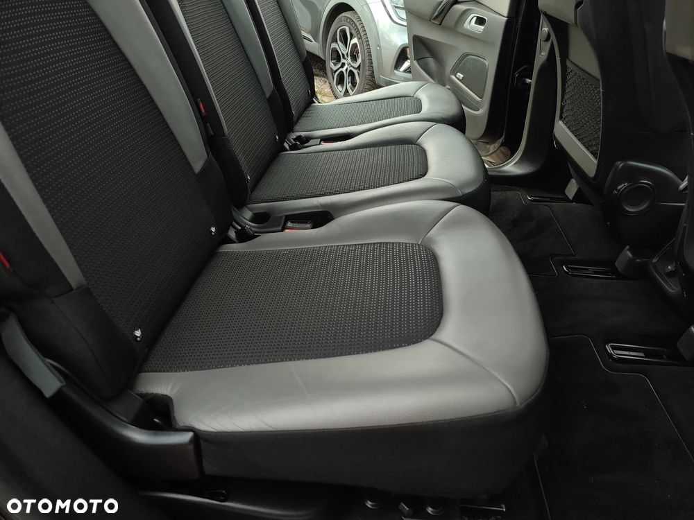 Citroën C4 Picasso BlueHDi 150 Exclusive - 29