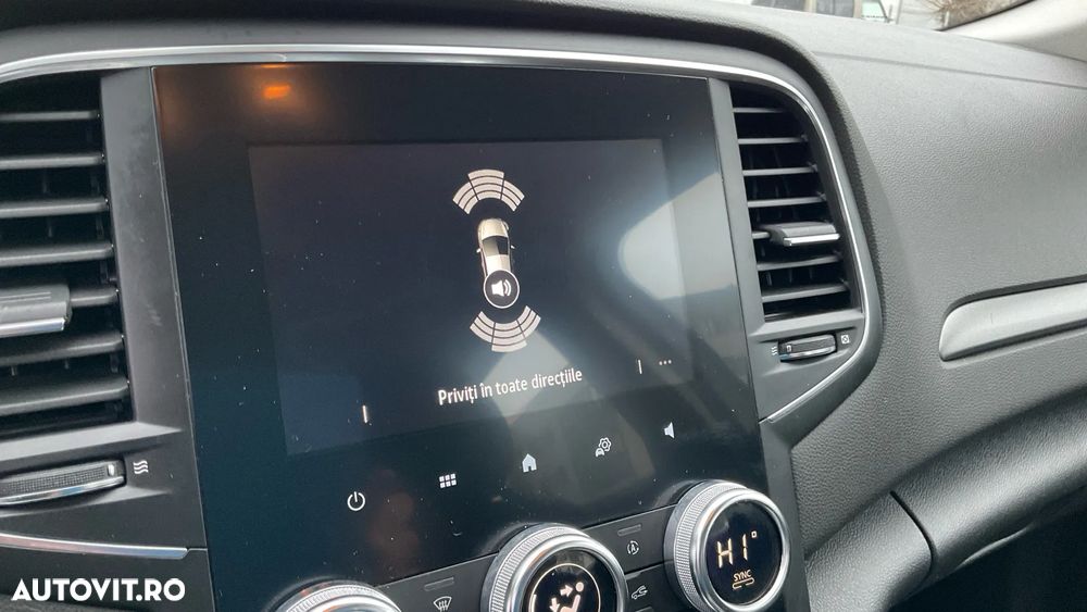 Renault Megane TCE 140 EDC Techno - 13