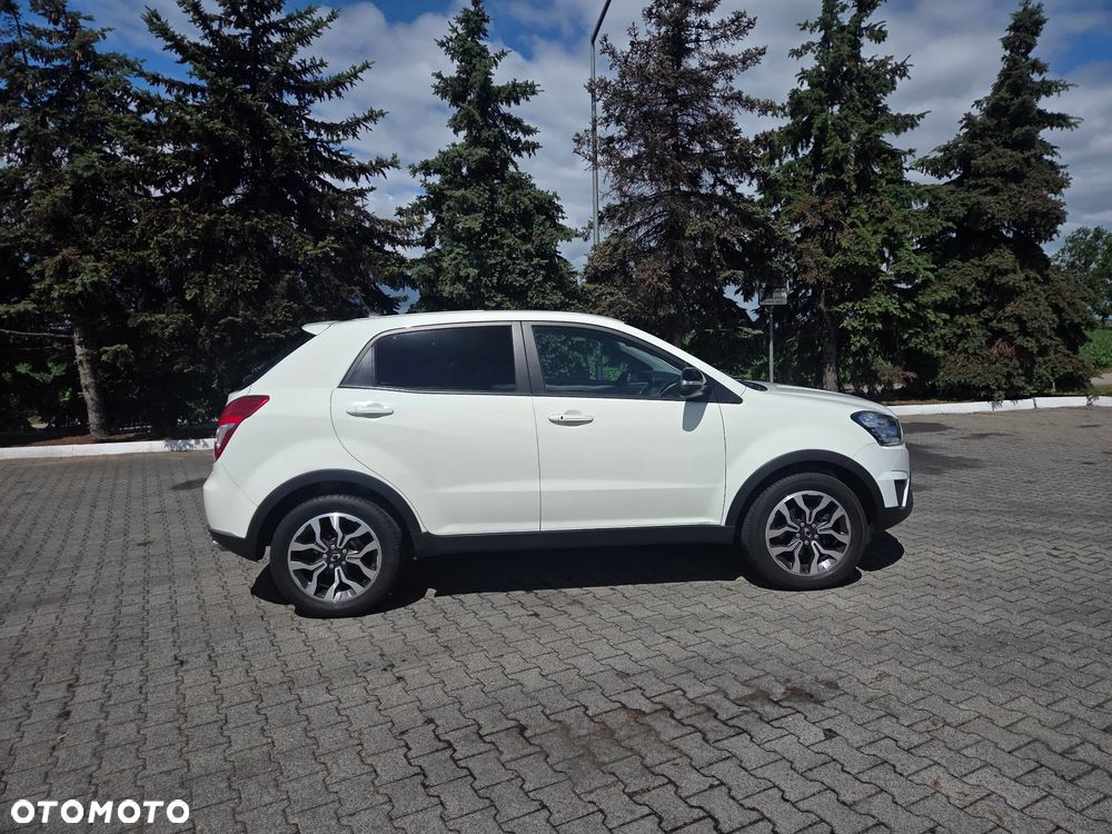 SsangYong/KGM Korando 2.2 e-XDi 220 2WD Crystal - 24