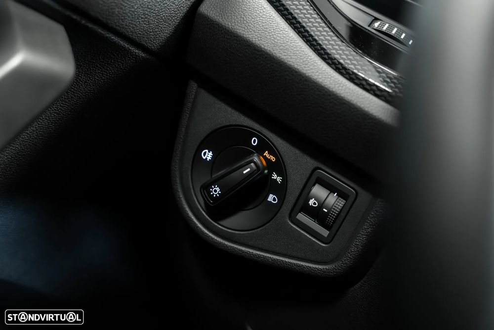 VW Taigo 1.0 TSI Urban - 25