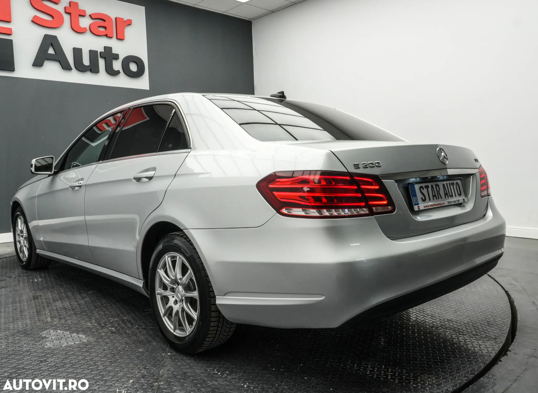 Mercedes-Benz E - 4