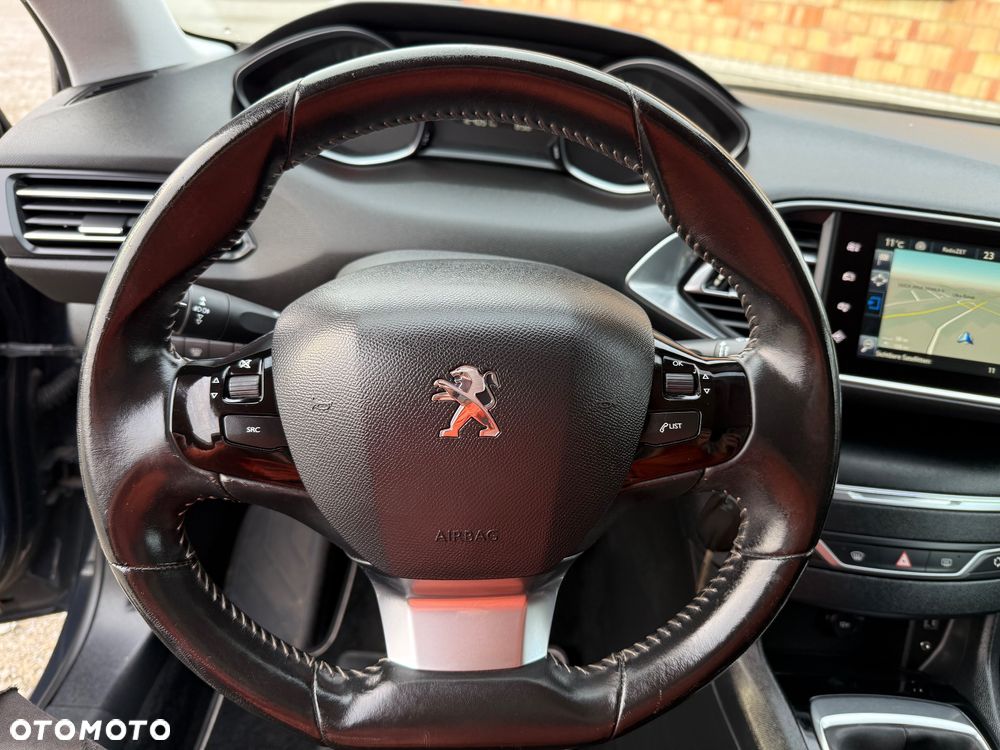 Peugeot 308 1.2 PureTech Active S&S - 21