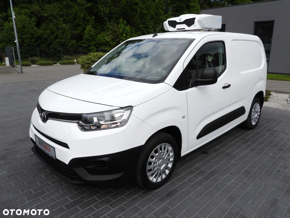 Toyota PROACE CITY  FURGON CHŁODNIA  -15*C ZASILANIE 230V TEMPOMAT KLIMATYZACJA  100KM - 7