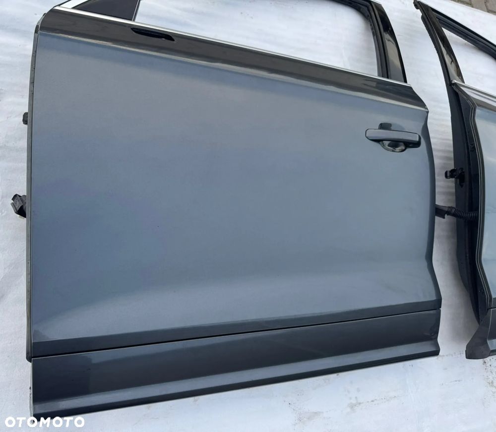 Audi Q5 80A drzwi przód tył lewe LZ7S - 5