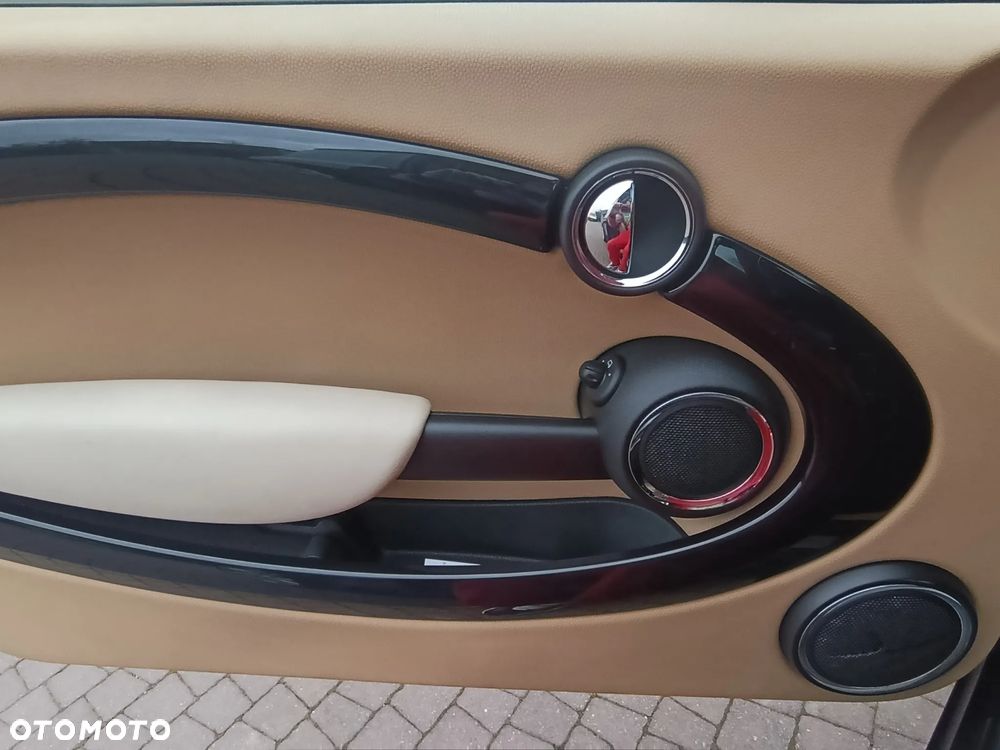 MINI Cooper Standard - 12