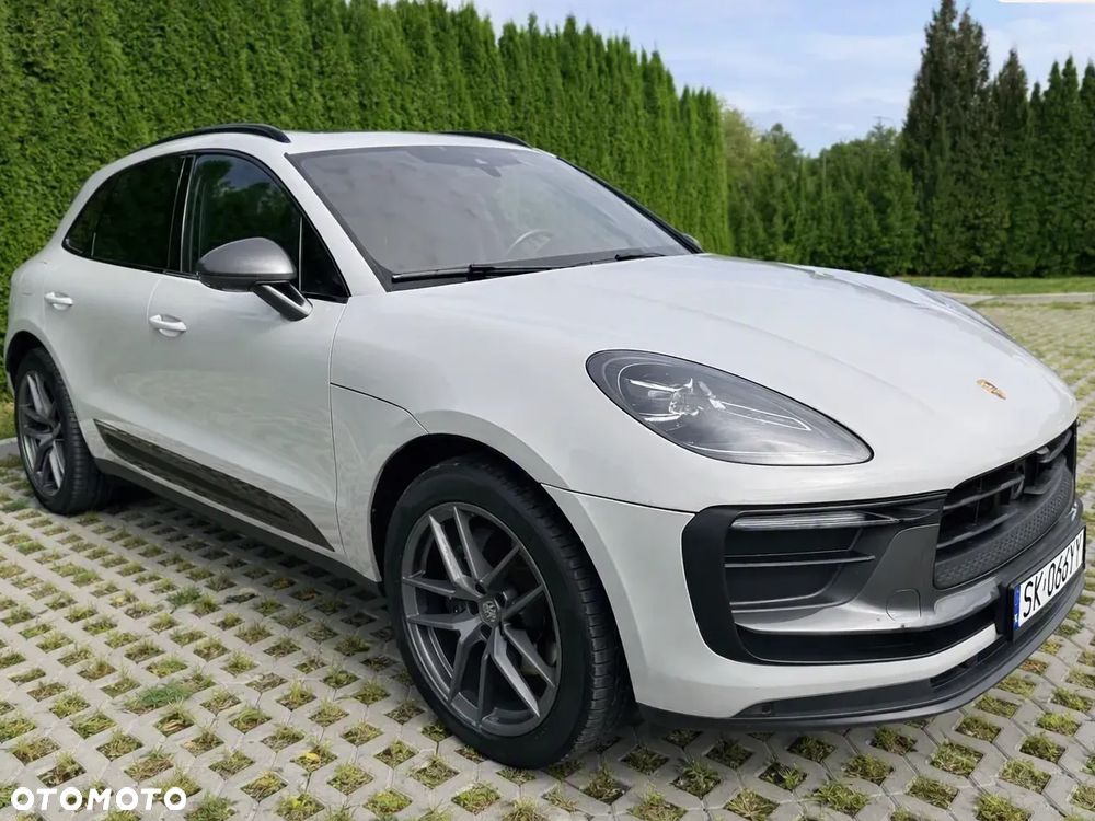 Porsche Macan T - 2