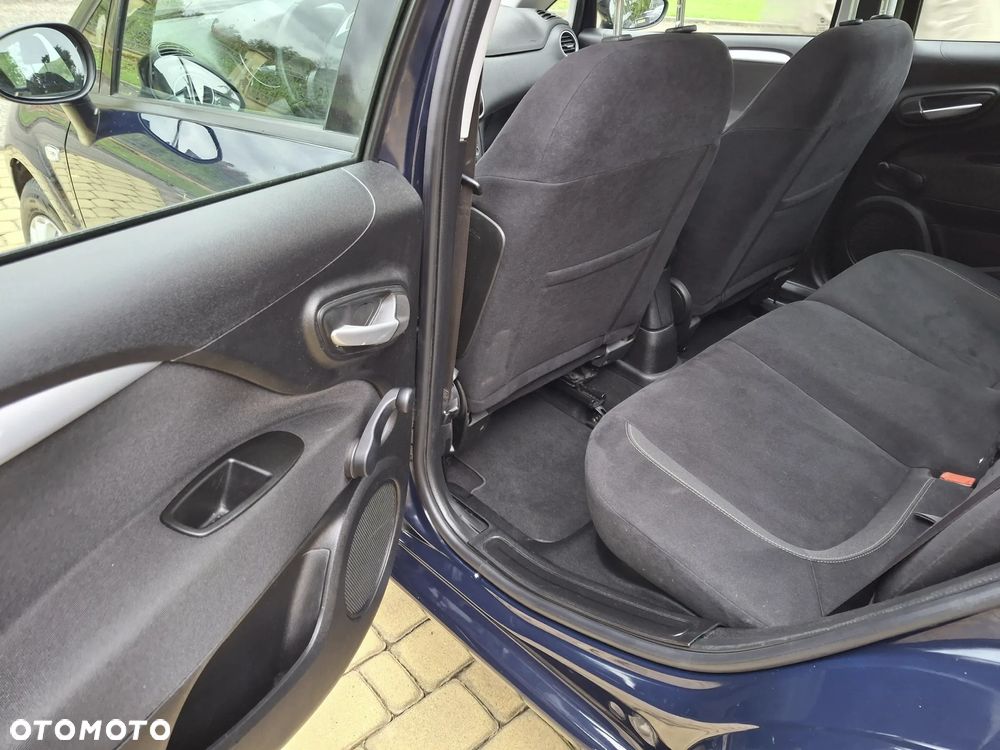 Fiat Punto 1.4 Young - 14