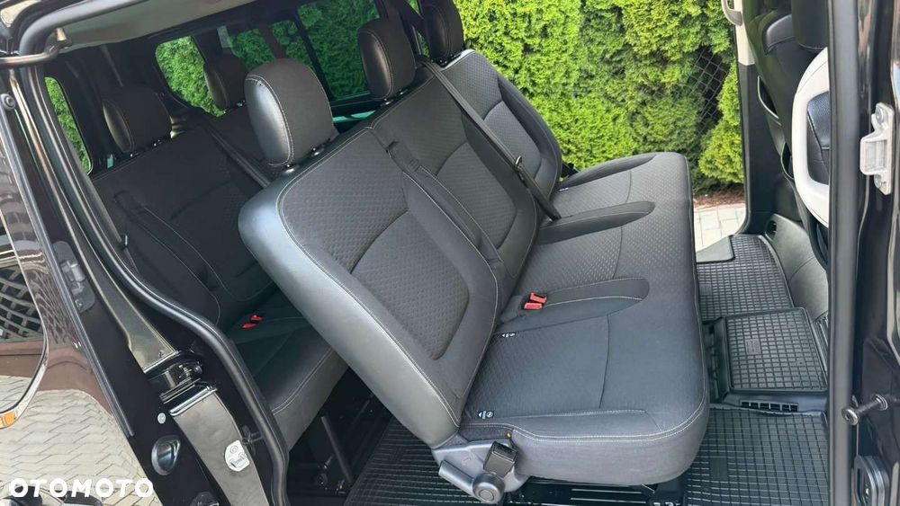 Opel Vivaro - 16