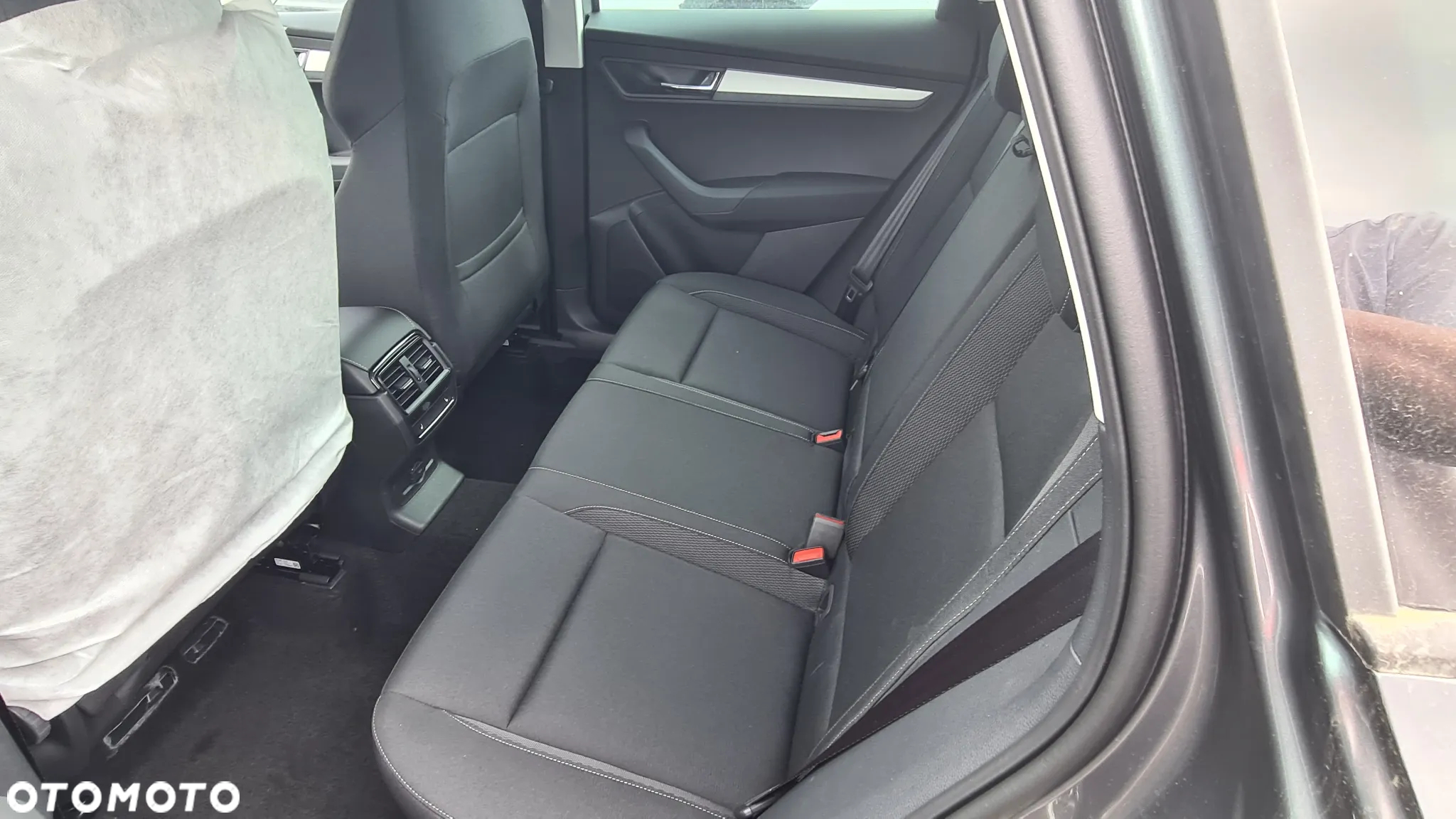 Skoda Karoq 1.5 TSI ACT Edition 130 DSG - 8