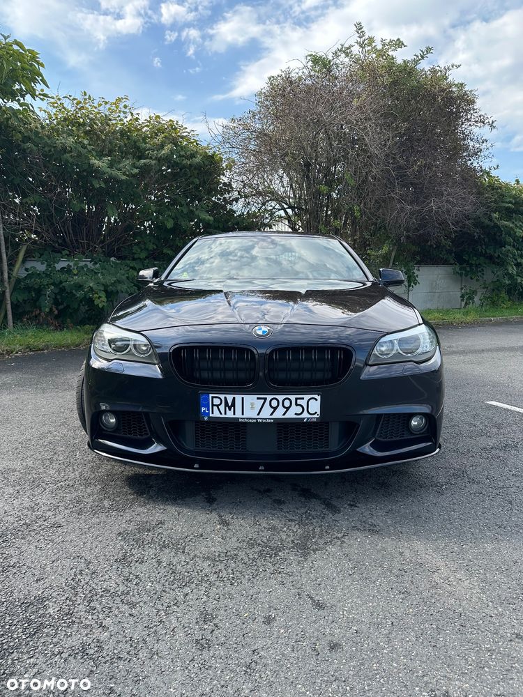 BMW Seria 5 528i - 4
