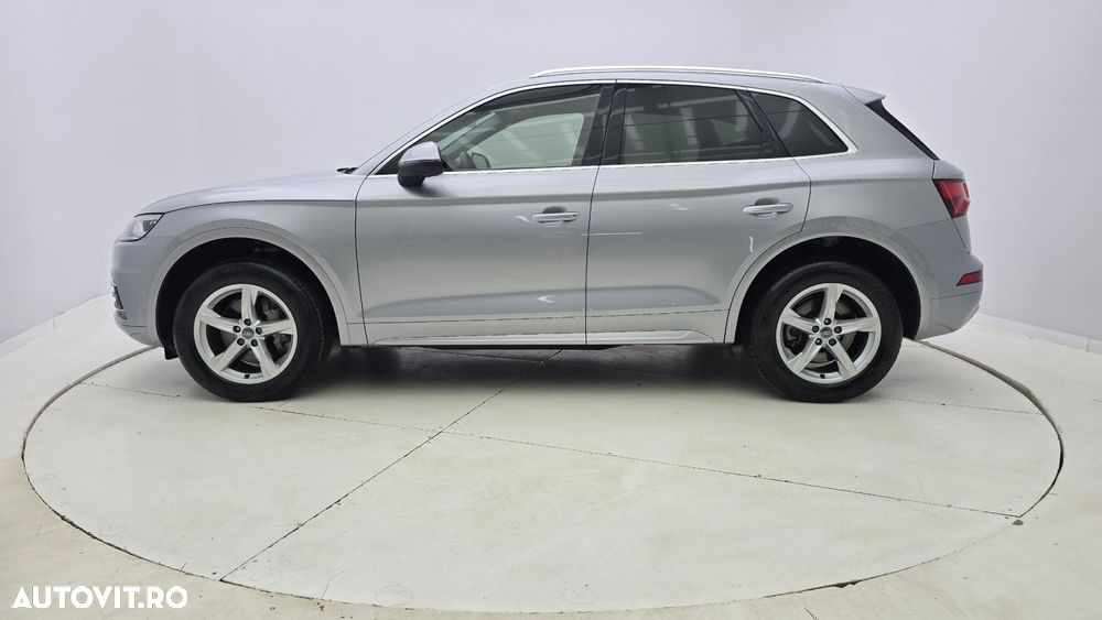 Audi Q5 2.0 40 TDI quattro S tronic Sport - 10