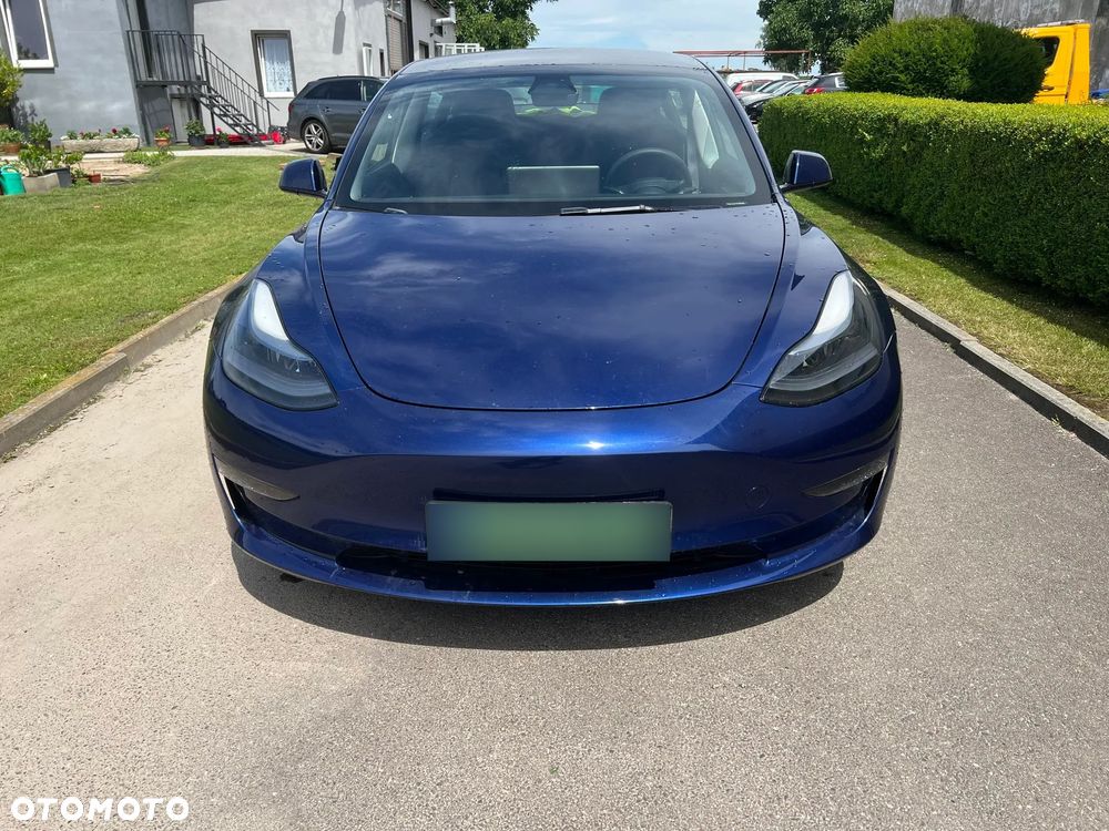 Tesla Model 3 Langstreckenbatterie Allradantrieb Dual Motor - 3